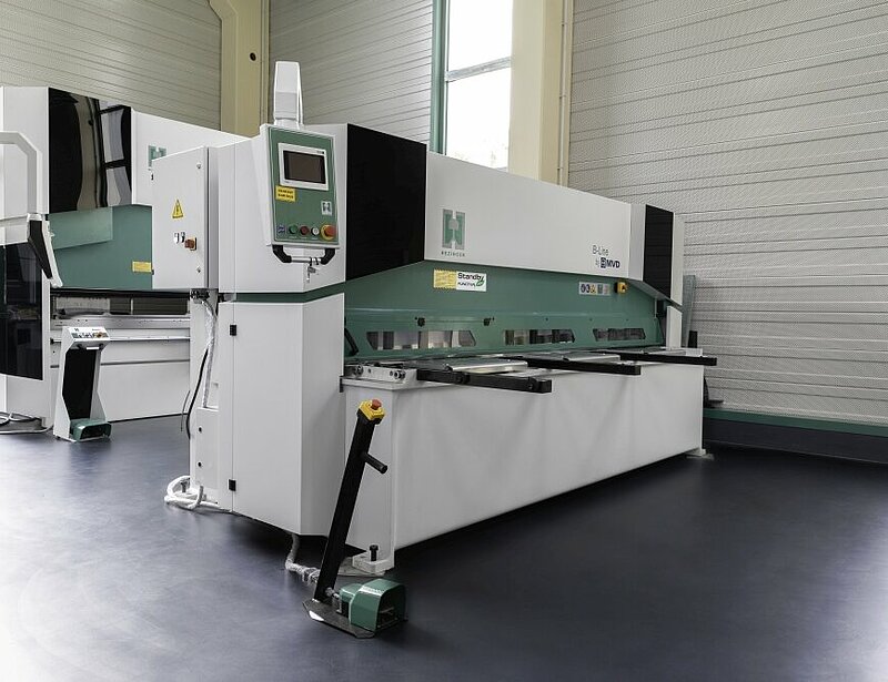 Hydraulische Schwingschnittschere Hezinger-CutLine B10-3000